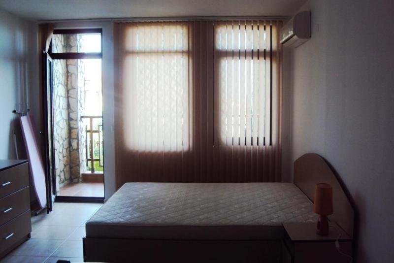 Etara 4 Apart Complex Светий Влас Номер фото